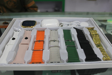 Original i20 Ultra 2 Max Suit Smartwatch with AIIRPODS Pro, Silicone Case, and 7 Straps